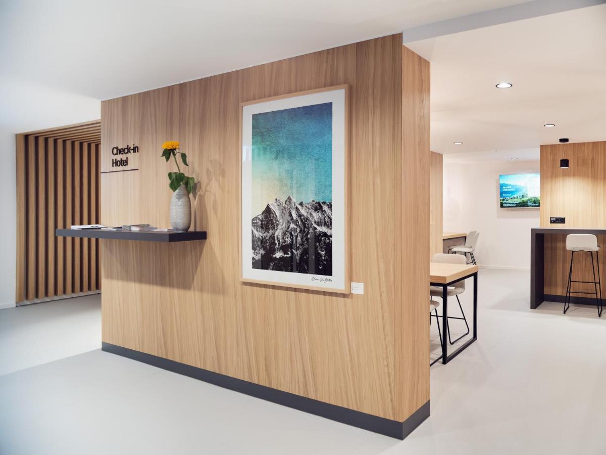 Hotel Neu-Schoenstatt Quarten Bagian luar foto